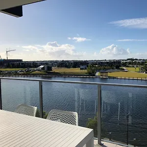 North Shore Oceanside Kawana Kawana Waters