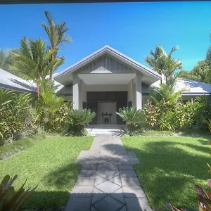  Holiday home Tranquility By The Course Australia